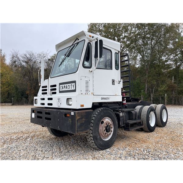 1996 CAPACITY TJ6500T Yard Spotter