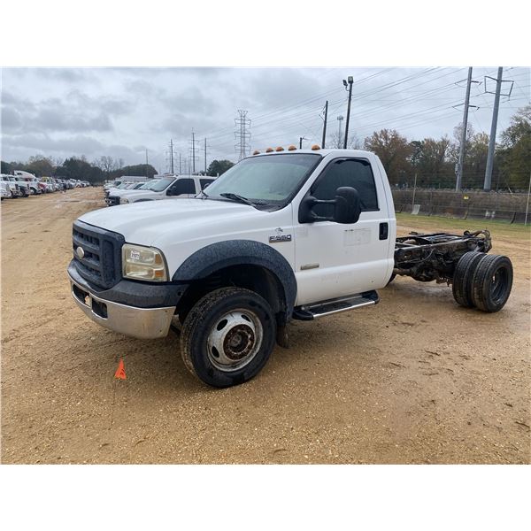 2006 FORD F550 Cab and Chassis Truck