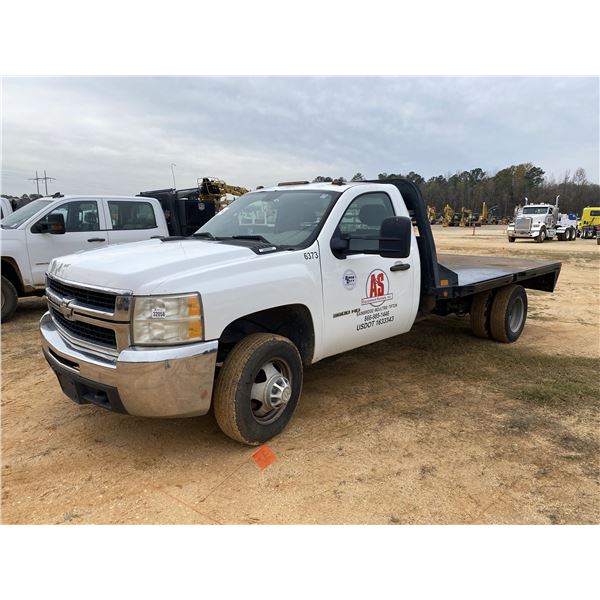 2010 CHEVROLET 3500 HD Pickup Truck