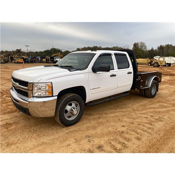 2008 CHEVROLET 3500 HD Flatbed Truck