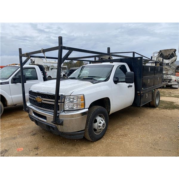 2013 CHEVROLET SILVERADO 3500 Service / Mechanic Truck