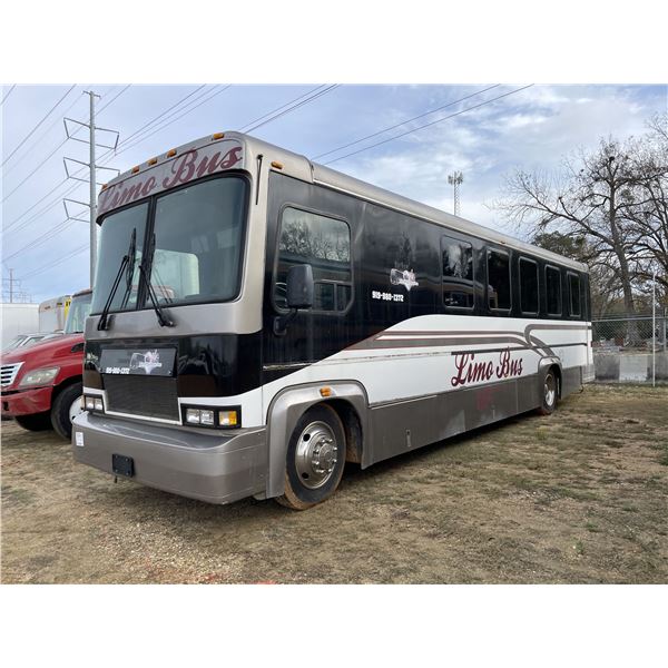 2001 FREIGHTLINER MB Bus