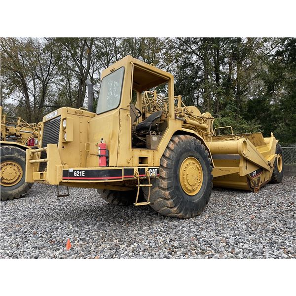 1988 CAT 621E Motor Scraper