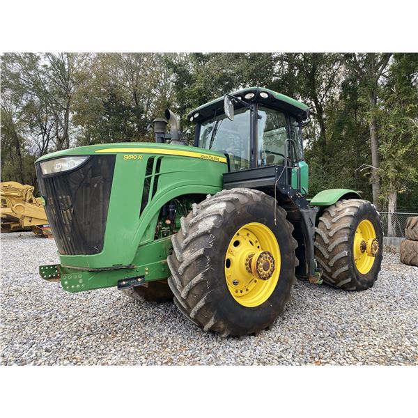 JOHN DEERE 9510R Scraper Tractor