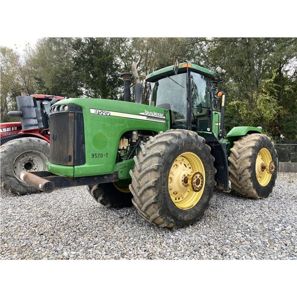 2003 JOHN DEERE 9520 Scraper Tractor