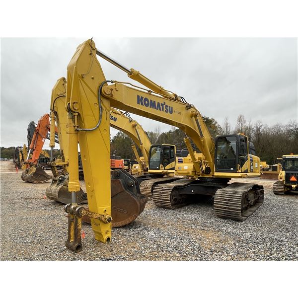 2017 KOMATSU PC490LC-11 Excavator