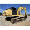 Image 4 : 2014 KOMATSU PC490LC-10 Excavator