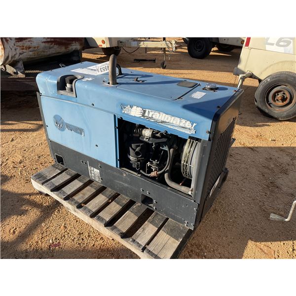 MILLER TRAILBLAZER 302 WELDER