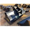 Image 2 : TROJAN 200CL-DC 72" CLEANOUT BUCKET