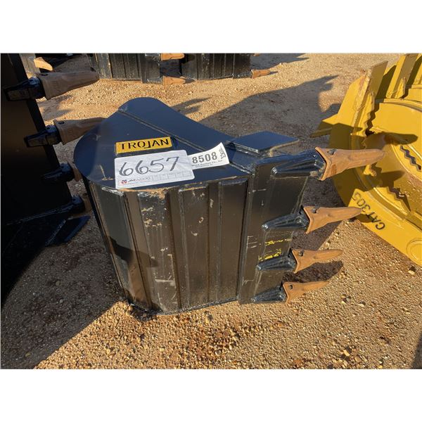 TROJAN 80CL-HD 24" BUCKET