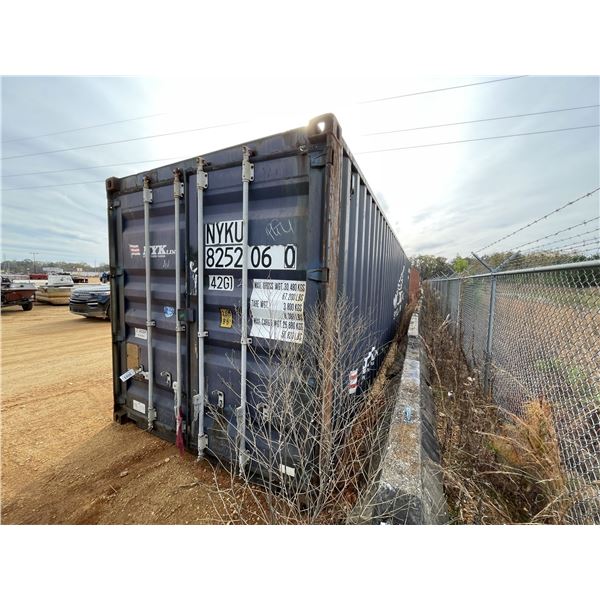 40' SHIPPING CONTAINER
