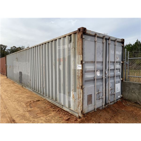 40' SHIPPING CONTAINER