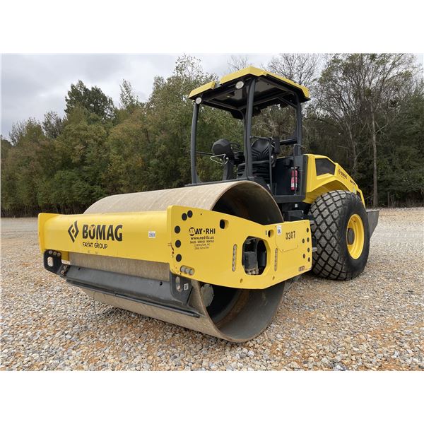 2020 BOMAG BW211D-5 Roller