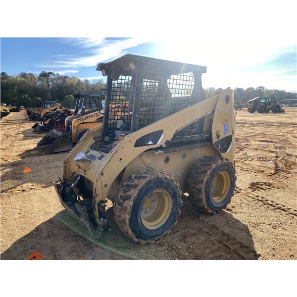 2008 CAT 236B2 Skid Steer Loader - Wheel