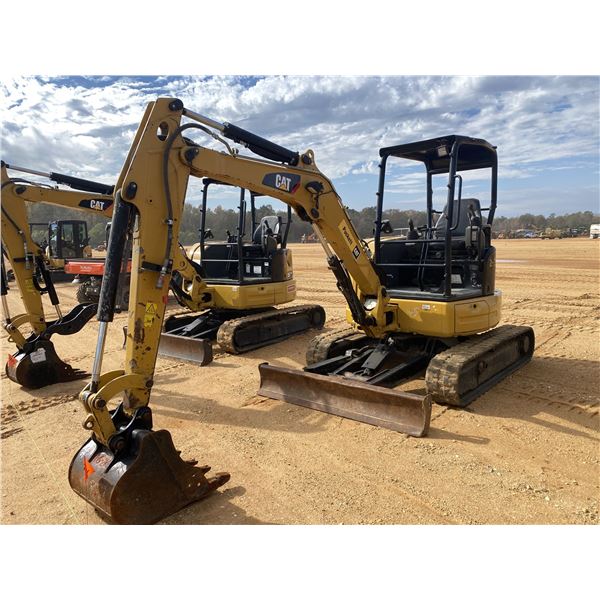 2017 CAT 303.5E2 CR Excavator - Mini