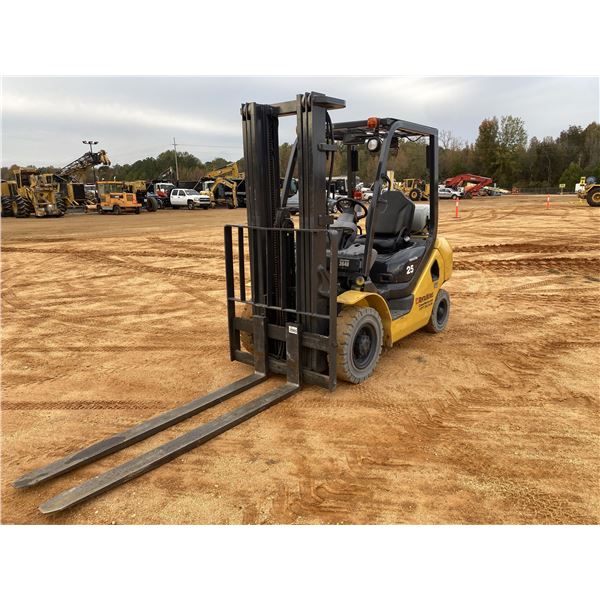 2012 KOMATSU FG25T-16 Forklift - Mast