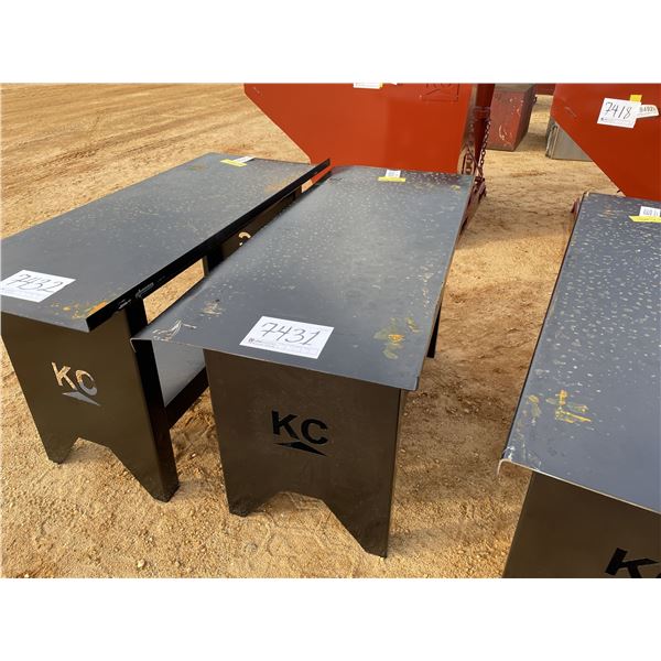 28" x 60" METAL TABLE