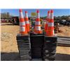 Image 1 : (25) SAFETY CONES