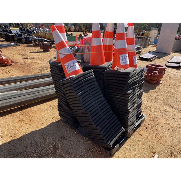 (25) SAFETY CONES