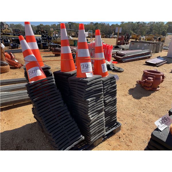 (25) SAFETY CONES