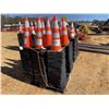 Image 1 : (25) SAFETY CONES