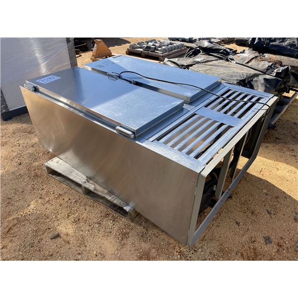 R25-2M-5N REFRIGERATOR