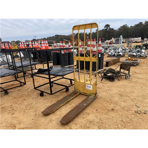 PALLET JACK