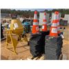 Image 1 : (25) SAFETY CONES