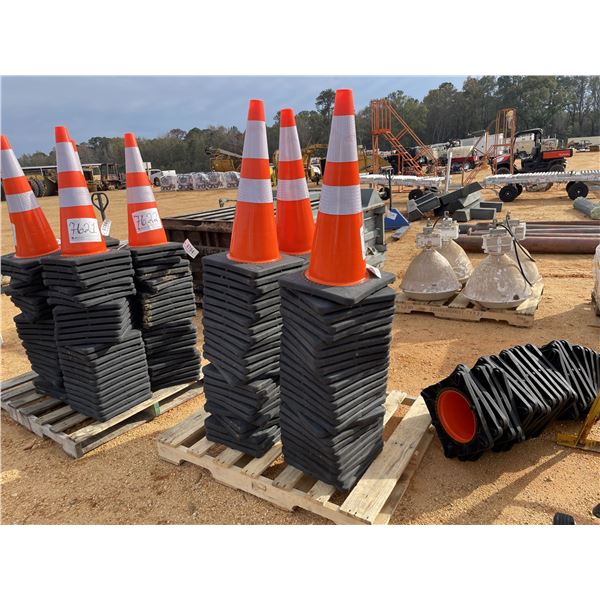 (25) SAFETY CONES