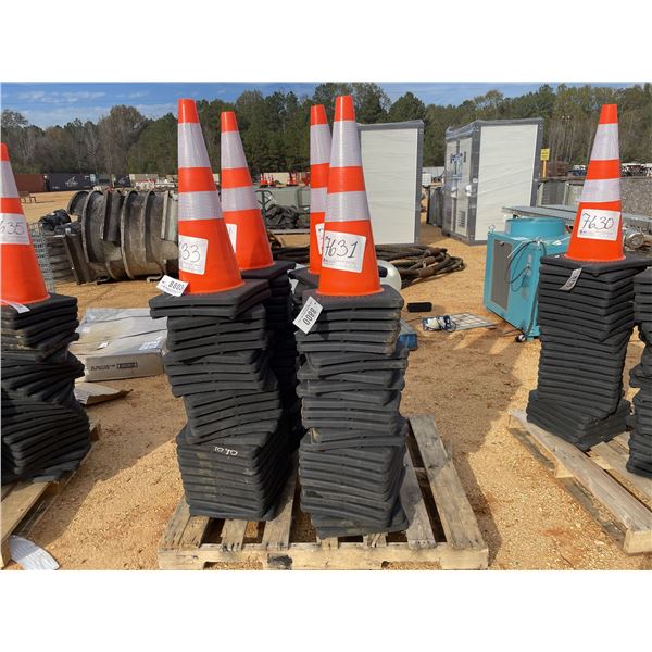 (25) SAFETY CONES