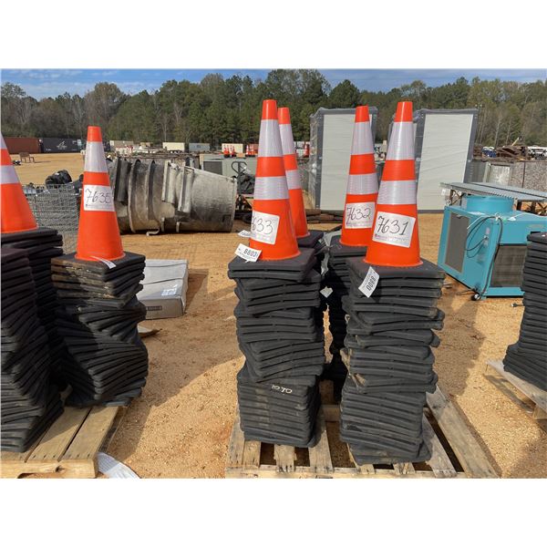 (25) SAFETY CONES
