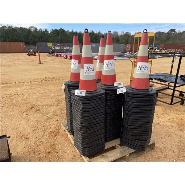 (25) SAFETY CONES