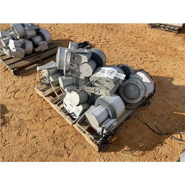 (11) MARTIN EXTERIOR 200 STAGE LIGHTS
