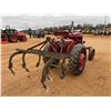 Image 7 : INTERNATIONAL FARMALL 140 Farm Tractor