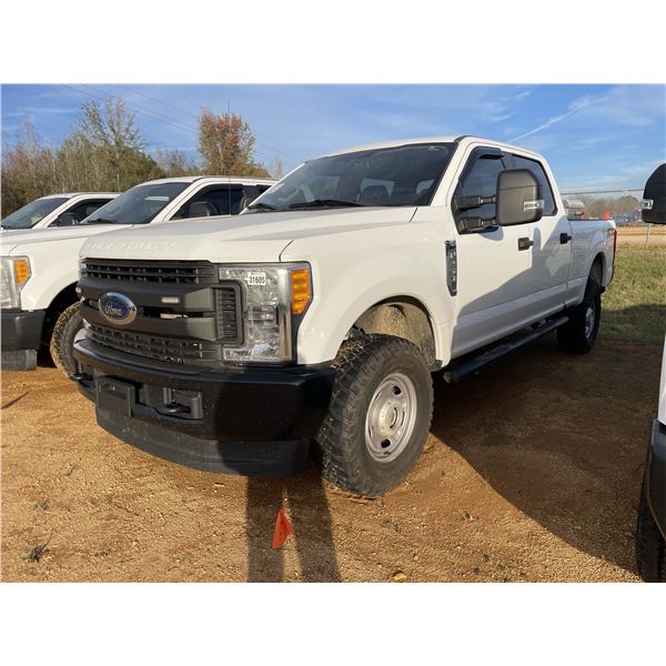 2017 FORD F250 XL Pickup Truck