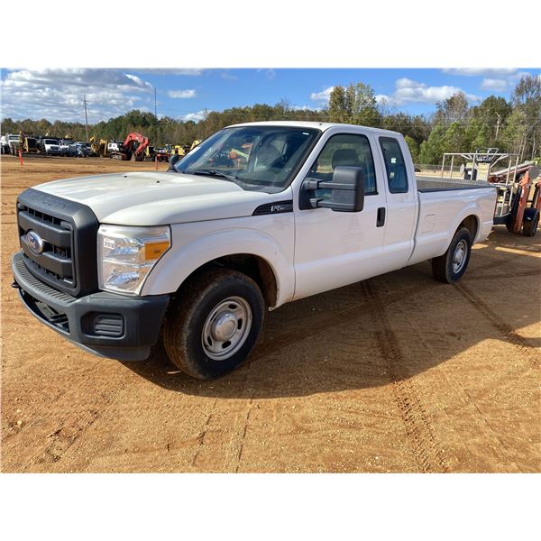 2011 FORD F250 XL Pickup Truck