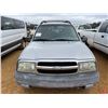 Image 6 : 2004 CHEVROLET TRACKER SUV