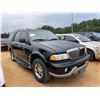 Image 5 : 2001 LINCOLN NAVIGATOR SUV