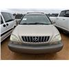 Image 6 : 2002 LEXUS RX300 SUV