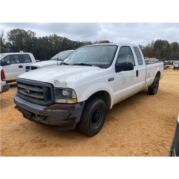 2003 FORD F250 XL Pickup Truck