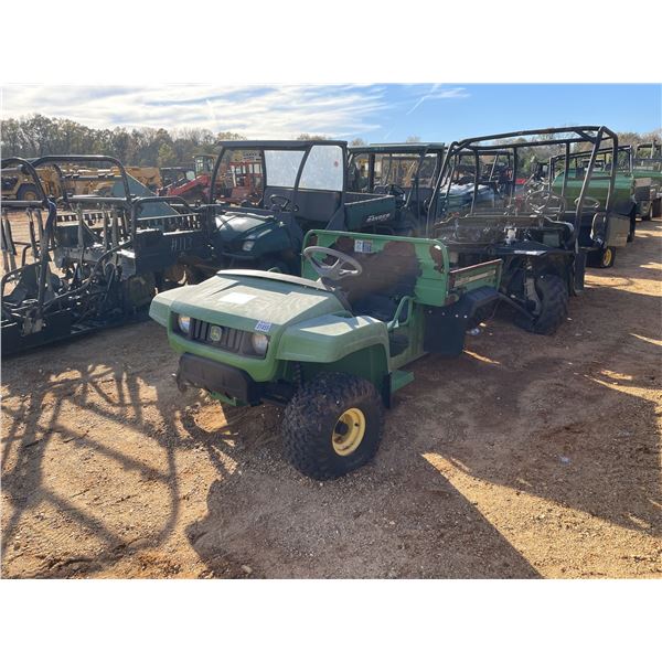 JOHN DEERE GATOR TS UTV