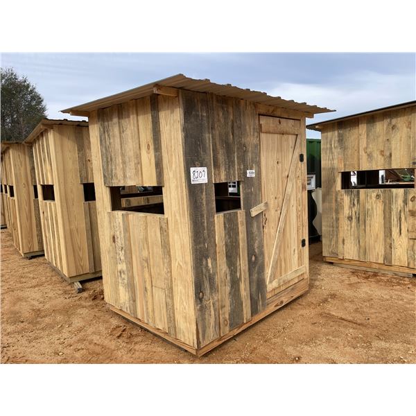 62" x 74" WOODEN SHOOTING HOUSE