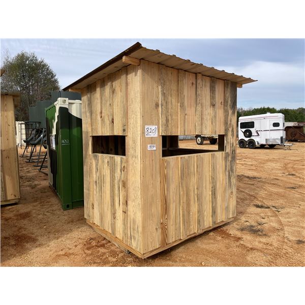 62" x 74" WOODEN SHOOTING HOUSE