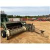 Image 2 : JOHN DEERE 346 SQUARE Baler