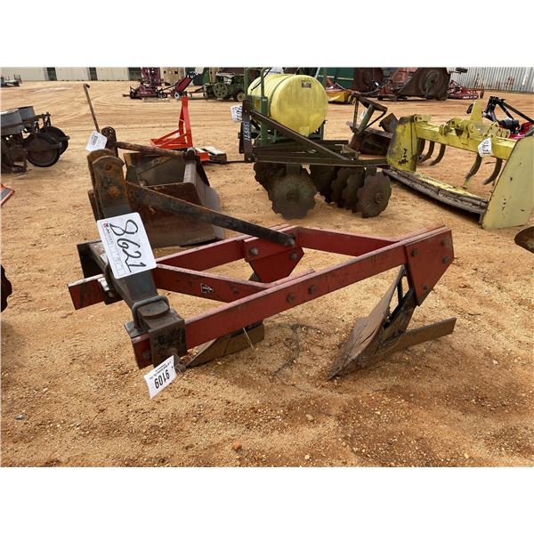 2 ROW POTTOM PLOW Plow