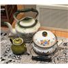 Image 1 : Teapot Collection