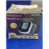 Image 1 : Wrist Electronic Blood Pressure Monitor