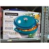 Image 1 : Tramontina cast iron braising dish