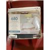 Image 2 : Kirkland Signature Queen Size 680 Thread Count 6pc Shhet Set
