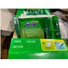 Image 2 : Swiffer Sweeper Dry + Wet Sweeping Kit
